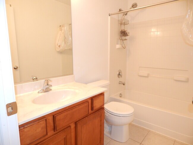 Building Photo - 5612 Wildspring Dr