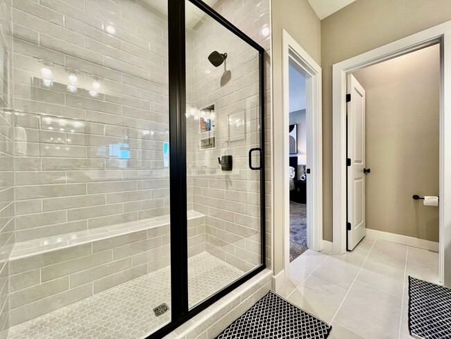 Building Photo - 4 Bedroom, Luxury living in premium location next to Liberty Center and Interstate 75