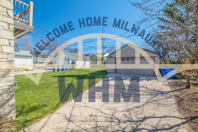 Building Photo - 5050 N Bay Ridge Ave