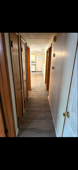 Building Photo - 92 Rambler St