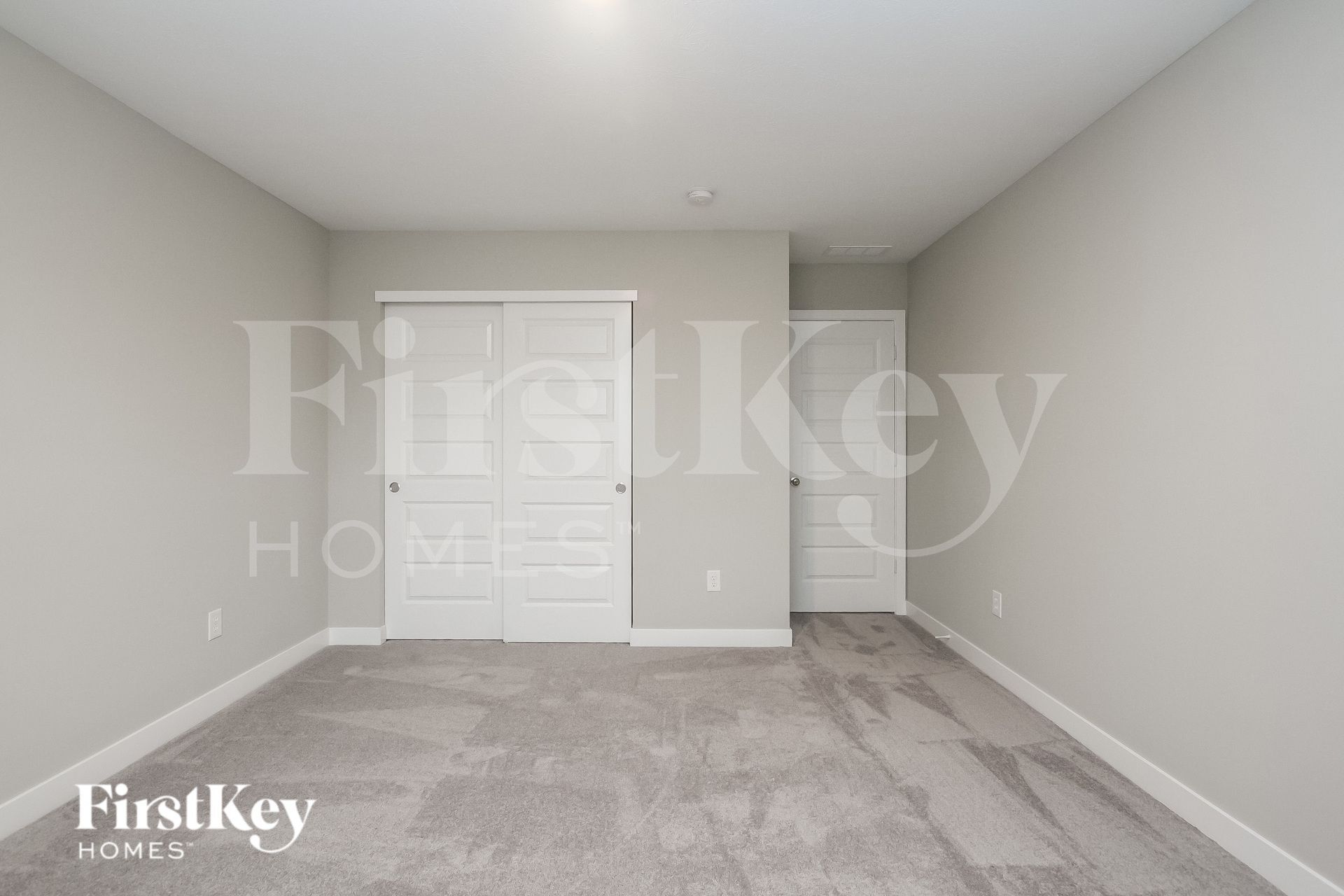 Building Photo - 2335 S Carlota Dr