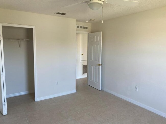 Building Photo - 217 Chadworth Dr