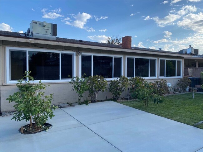 Building Photo - 17458 Fontlee Ln