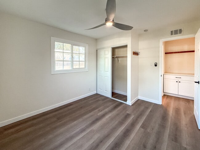 Building Photo - 15246 Temple Ave