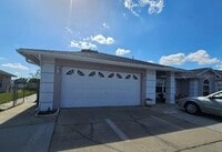 Building Photo - 12046 Saffron Ct
