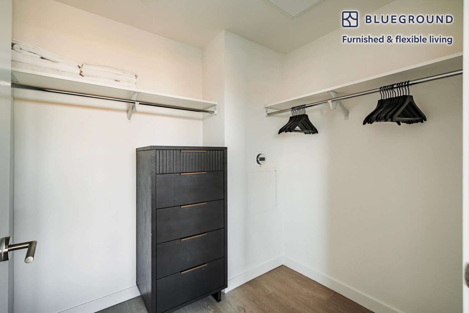 Building Photo - 310 Del Sol Dr