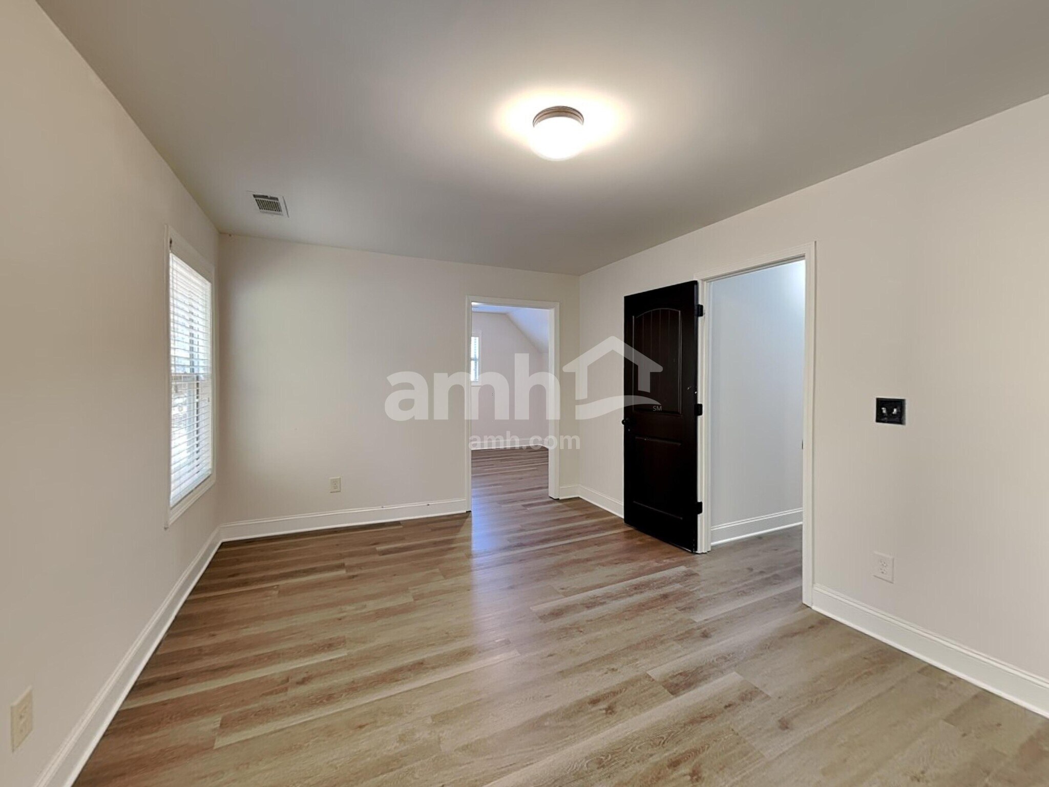 Building Photo - 2565 Dolostone Way