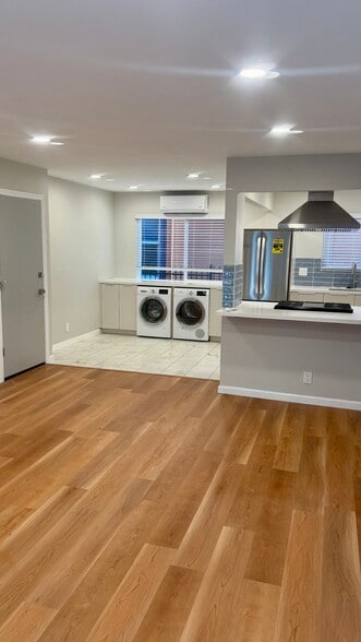 Building Photo - 3640 West St