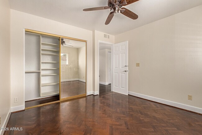 Building Photo - 10638 E Turquoise Ave