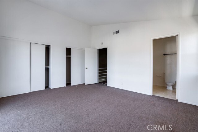 Building Photo - 502 12th St