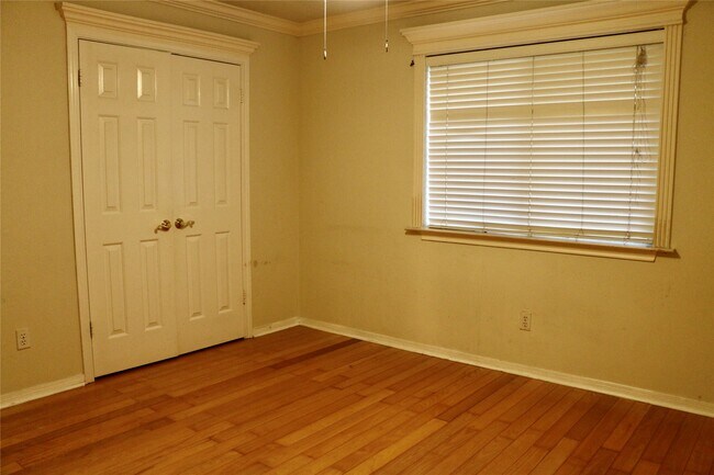 Building Photo - 3211 Cherry Forest Dr