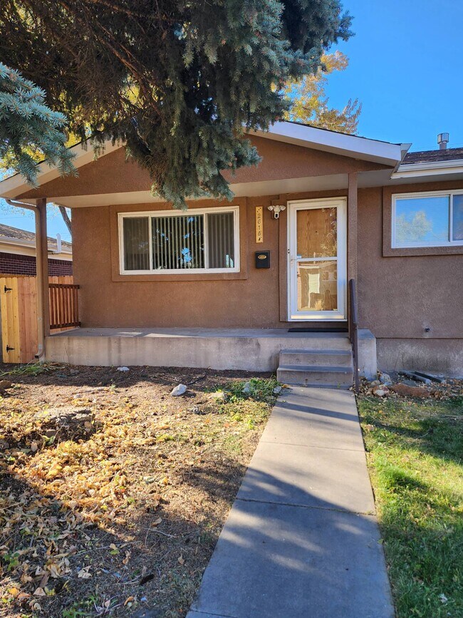 Building Photo - 2618 N Prospect St