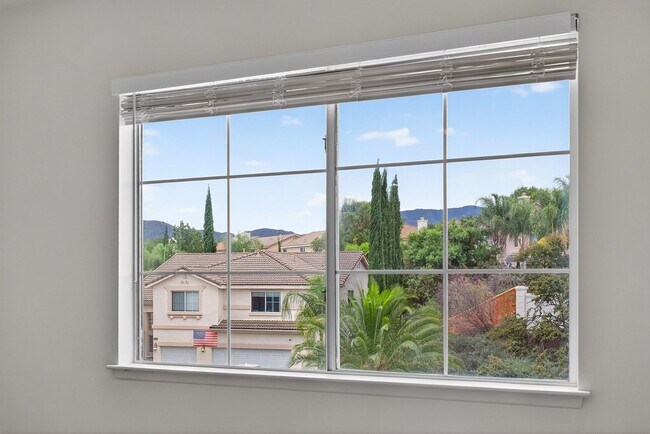 Building Photo - Most Desireable Neighborhood in Temecula  Eastridge by Redhawk