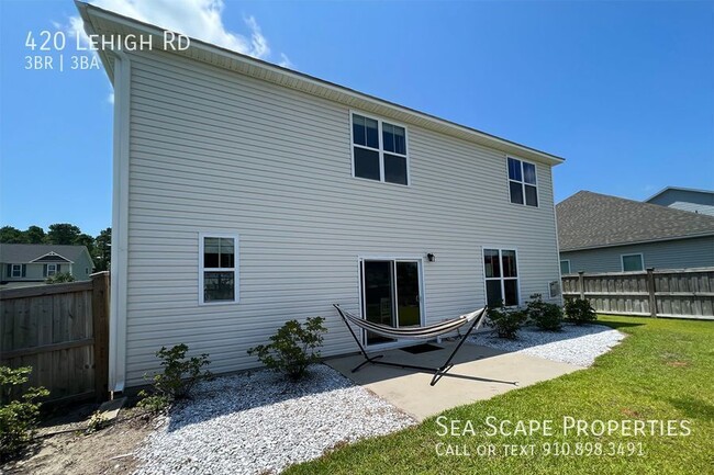 Building Photo - 3bd/2.5ba home with flexible Lease Length