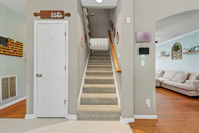 Building Photo - 432 Rose Garden Ln