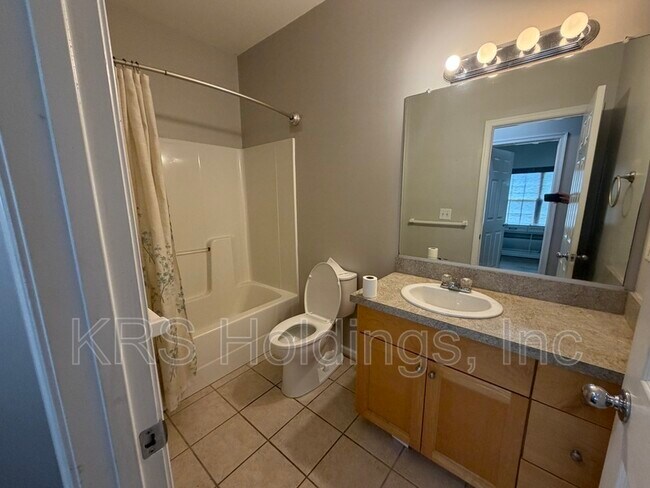 Building Photo - 1409 Pandoria Ct