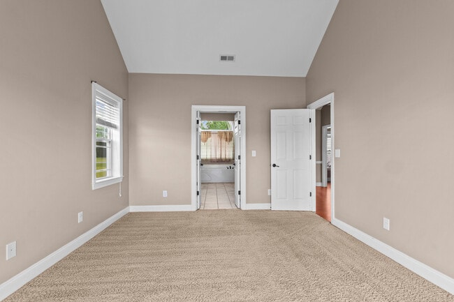 Building Photo - 301 Antioch Rd