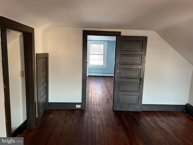 Building Photo - 221 S Reading Ave