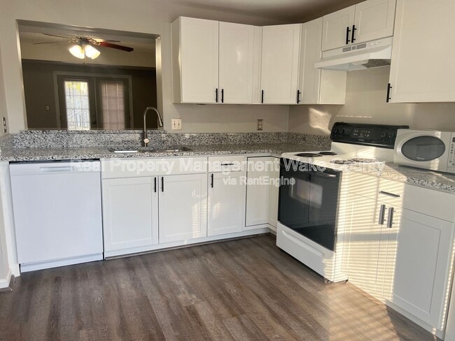 Building Photo - 4306 Halliwell Dr