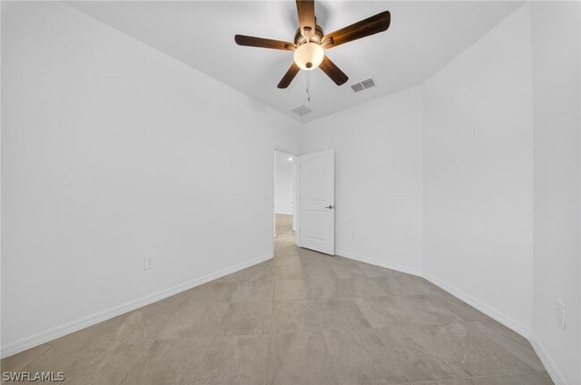 Building Photo - 2224 Dragonfruit Wy