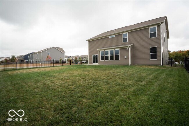 Building Photo - 15665 Eastpark Dr