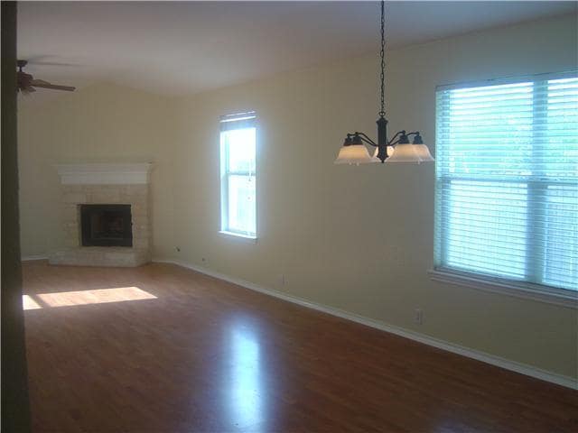 Building Photo - 1202 Heritage Hill Cove