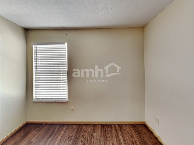 Building Photo - 2245 Yagger Bay Dr