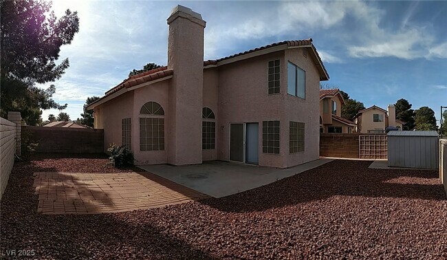 Building Photo - 111 Quiet Desert Ln