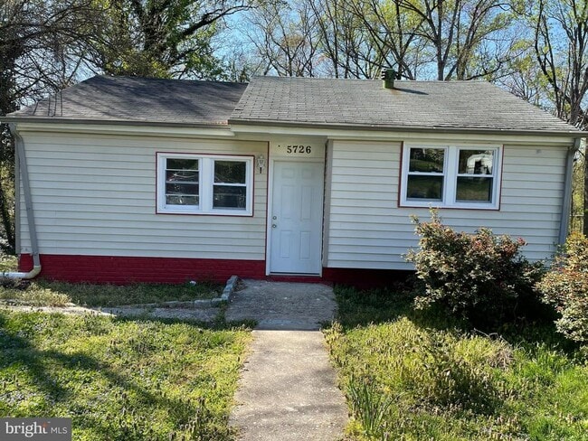 Primary Photo - 5726 66th Ave