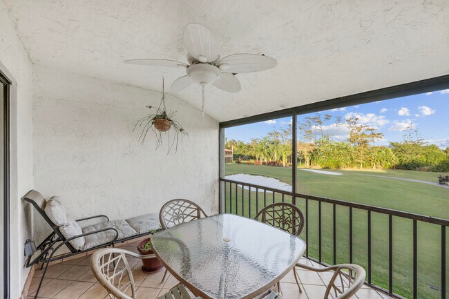 Building Photo - 8305 Casa Del Lago
