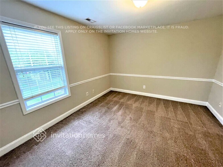 Building Photo - 120 Morrocroft Ln