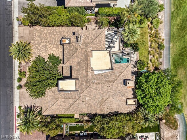 Building Photo - 1501 Foothills Village Dr