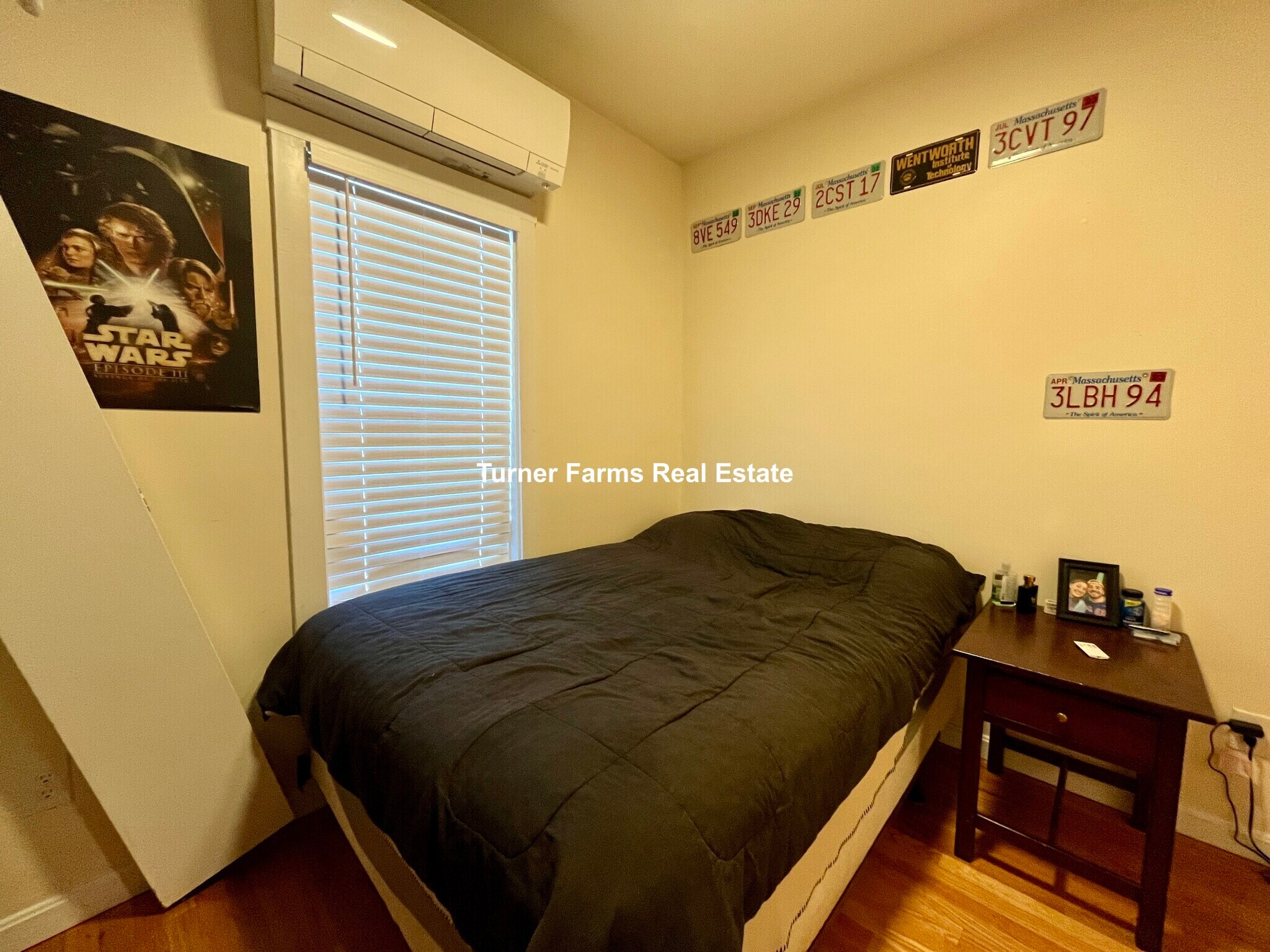 Building Photo - 525 E 3rd St