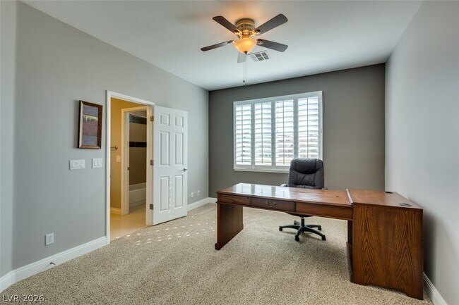 Building Photo - 152 Ultra Dr