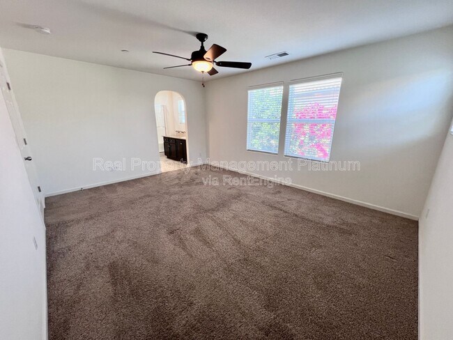 Building Photo - 1484 Mosaic Way