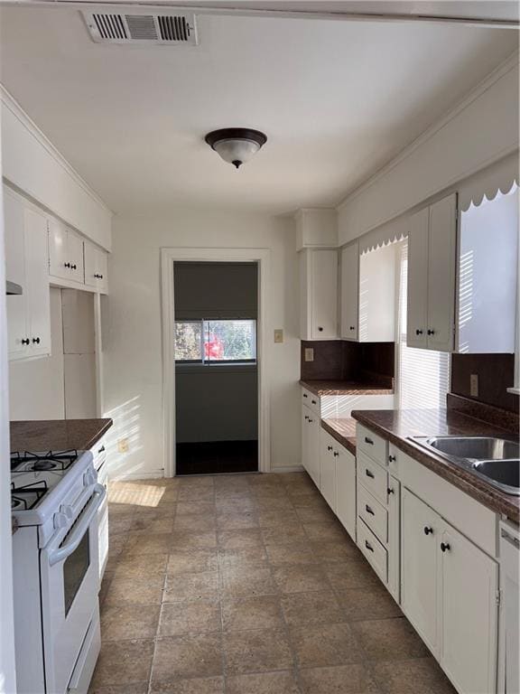 Building Photo - 2301 W Wedington Dr