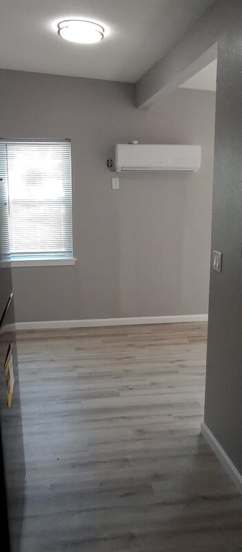 Building Photo - 6121 N Wagon Trail Rd