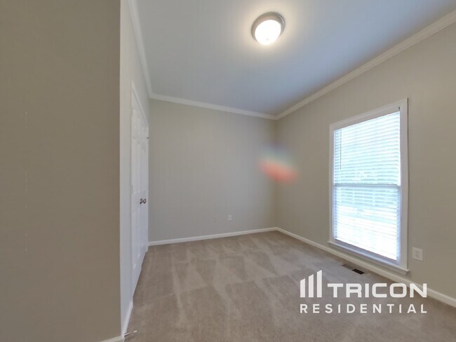 Building Photo - 3902 Ruby Way