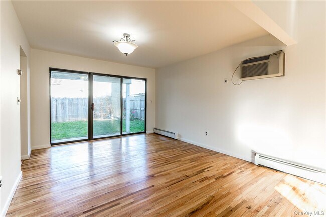 Building Photo - 35 B S Norwood Rd