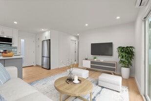 Building Photo - Private Bungalow w/ Yard! Move in Today