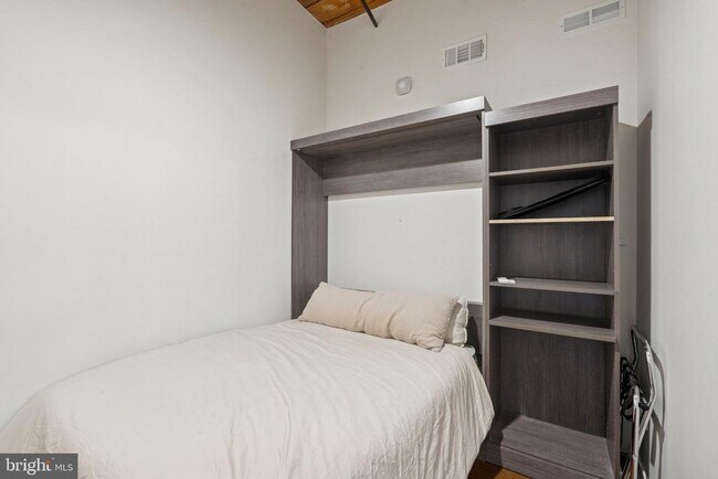 Building Photo - 1147 N 4th St