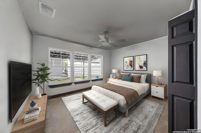 Building Photo - 2643 W Gramercy Pl