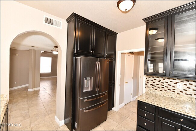 Building Photo - 7362 Luz De Dia Ct