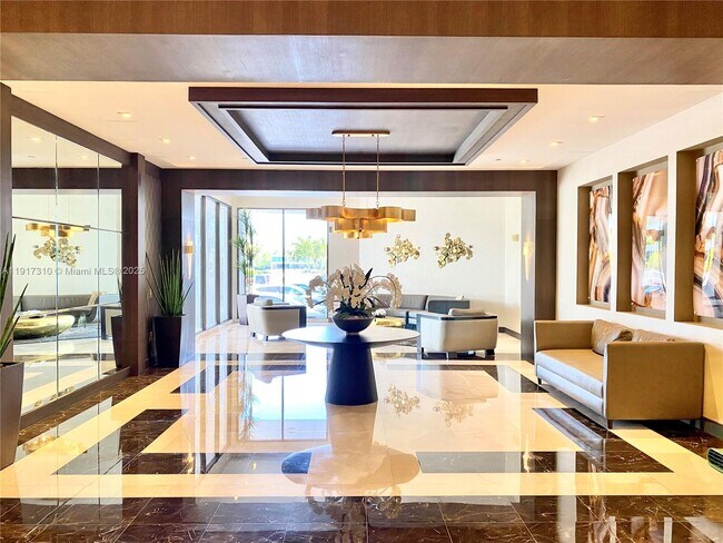 Building Photo - 20505 E Country Club Dr