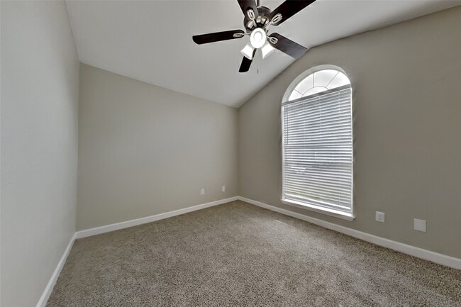 Building Photo - 14822 Carolina Falls Ln