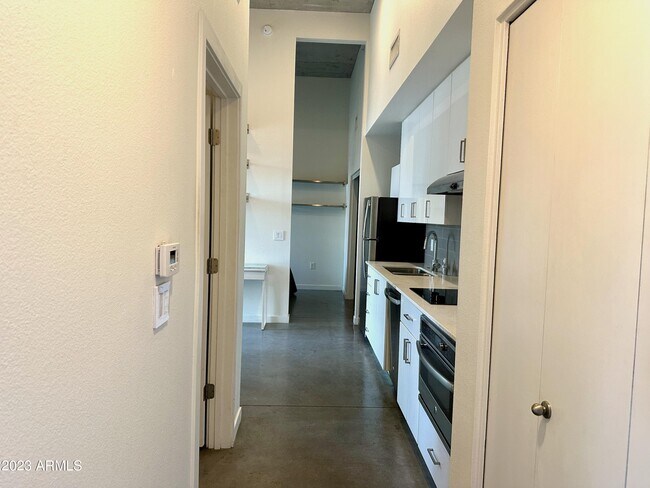 Building Photo - 1130 N 2nd St