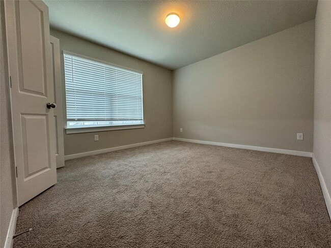Building Photo - 17502 Bay Skipper Dr