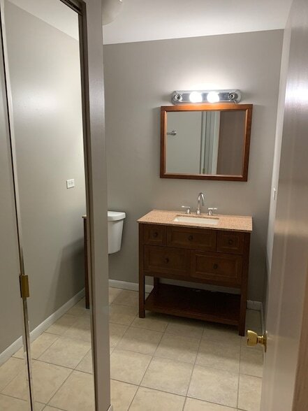 Building Photo - 1125 Pleasant Run Dr