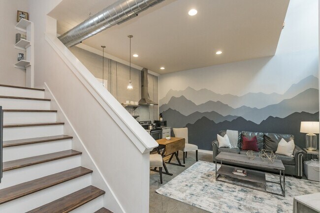 Building Photo - 1064B 2nd Ave S