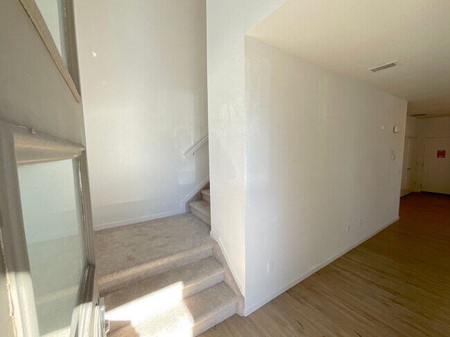 Building Photo - 3 Bedroom Townhome Available Near Voyager Pkwy & Interquest Pkwy!